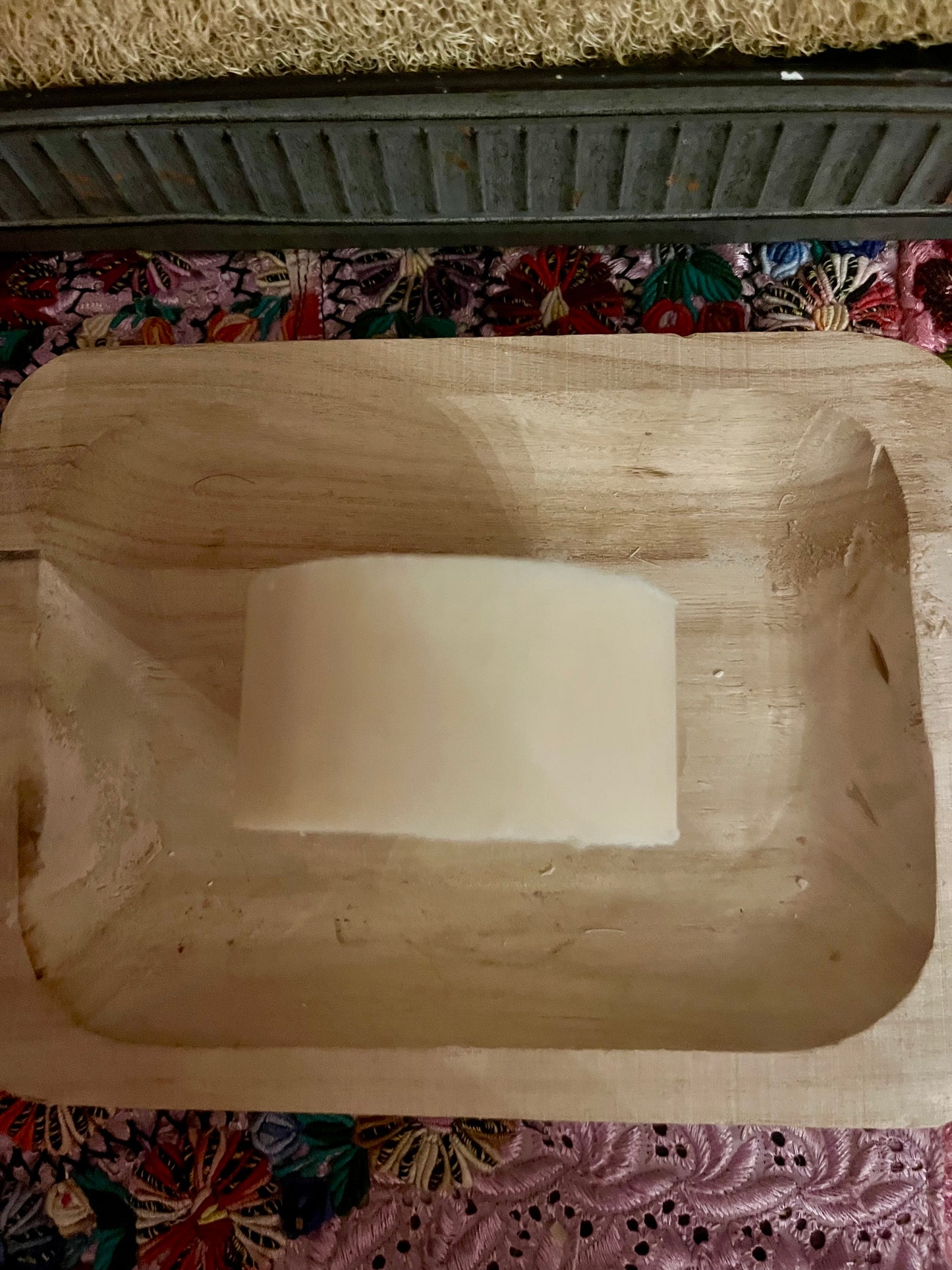 6oz lemongrass dish soap’s (fits the 6oz jars.)