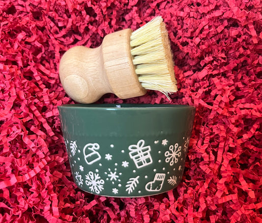 Christmas dish soap(green christmas novelty jar) W/wood brush.